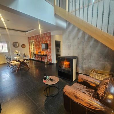 Maison - 206 m² - 5 pièces