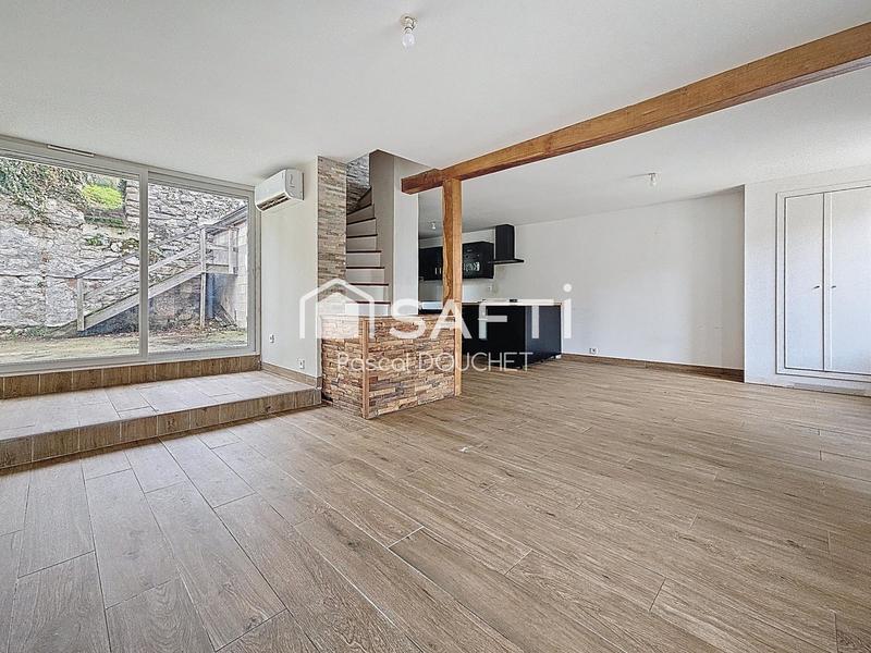 Maison - 80 m² - 5 pièces