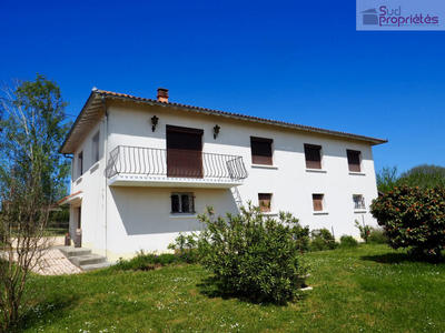 Maison - 185 m² - 7 pièces