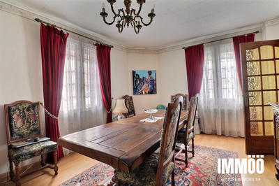 Maison traditionnelle - 143 m² - 6 pièces