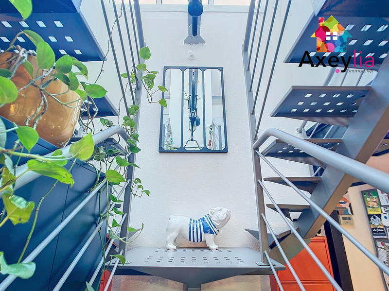 Maison - 137 m² - 5 pièces