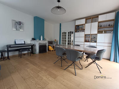 Maison - 191 m² - 7 pièces