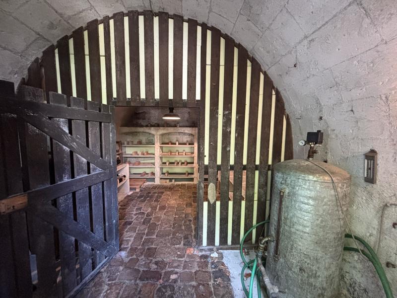 Maison - 247 m² - 7 pièces