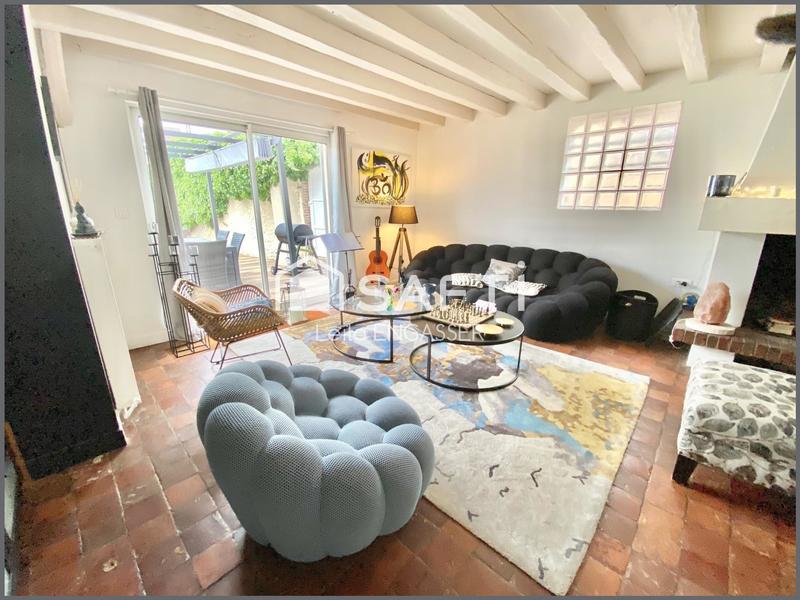 Maison - 260 m² - 4 pièces