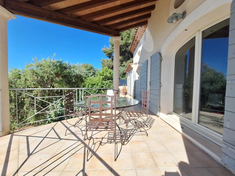 Villa - 160 m² - 5 pièces