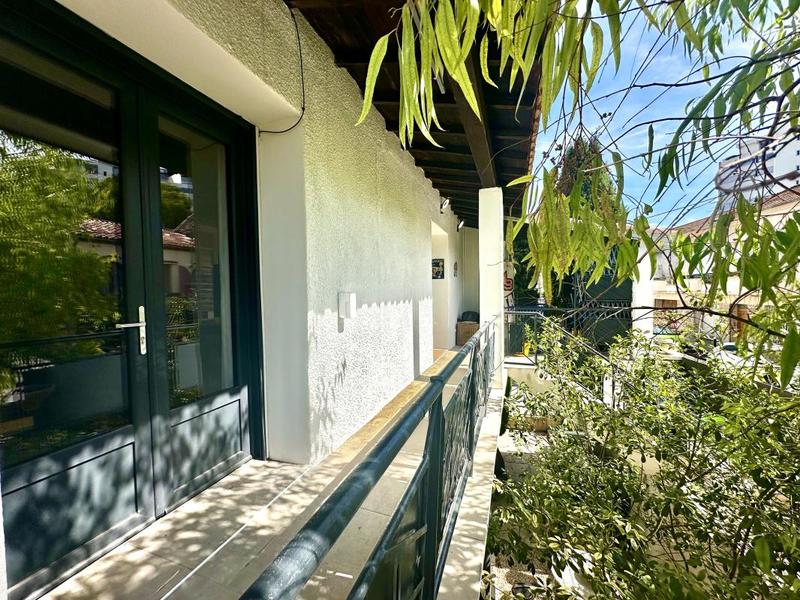 Appartement - 104 m² - 4 pièces