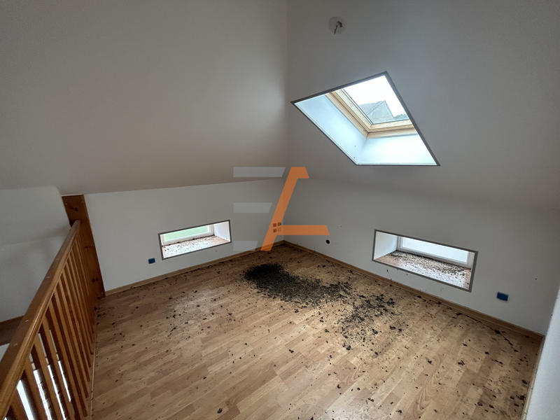 Maison de village - 152 m² - 10 pièces