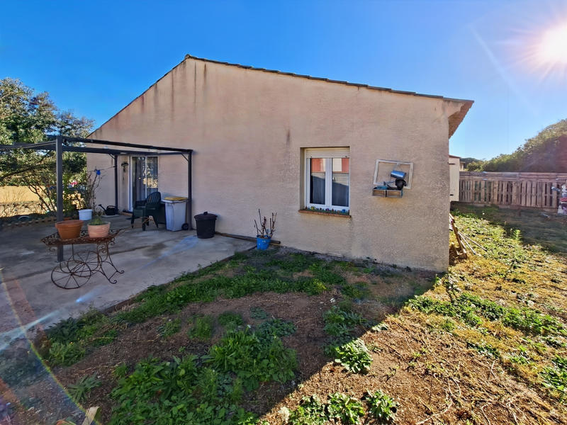 Villa - 90 m² - 4 pièces