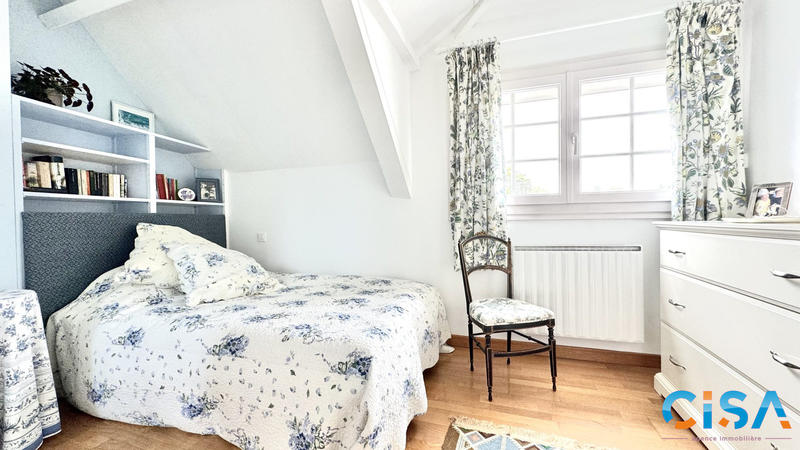 Maison - 80 m² - 5 pièces