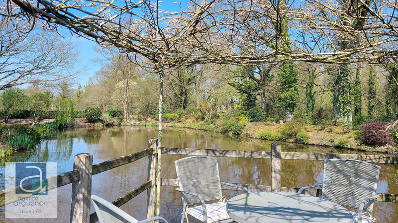 Maison - 342 m² - 7 pièces