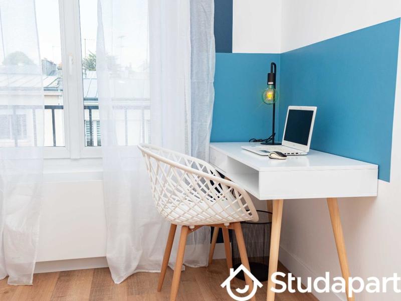 Chambre - 10 m² - 1 pièce