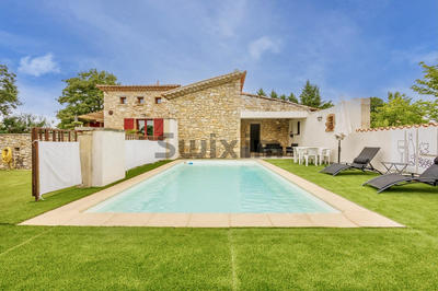 Propriété - 226 m² - 7 pièces