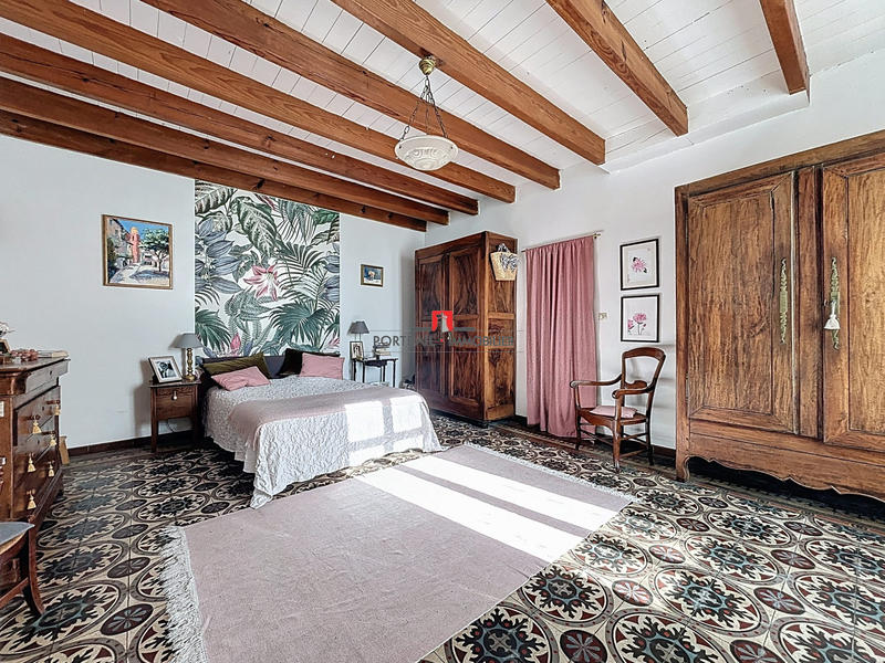 Maison - 180 m² - 6 pièces