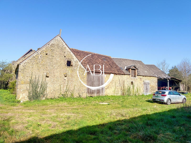 Maison ancienne - 137 m² - 3 pièces