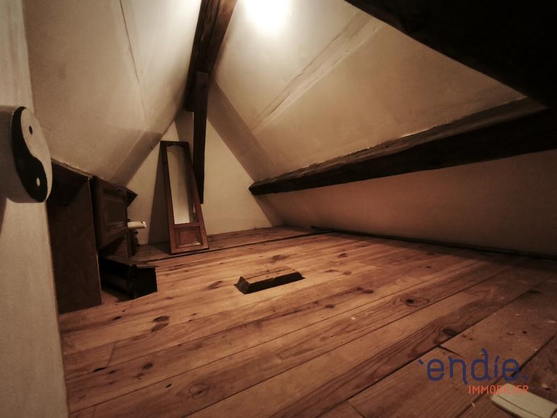 Maison - 94 m² - 5 pièces