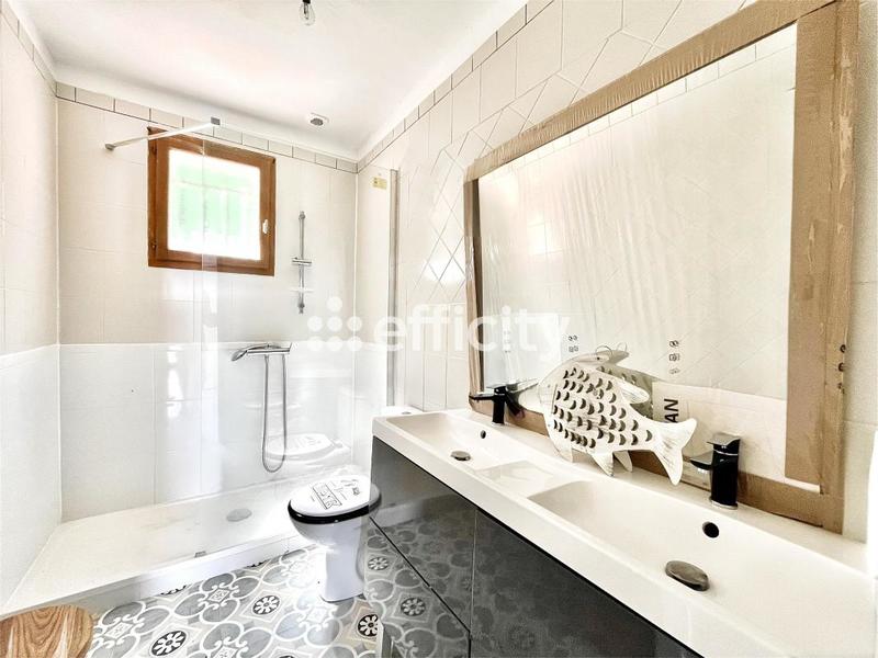 Maison - 140 m² - 7 pièces