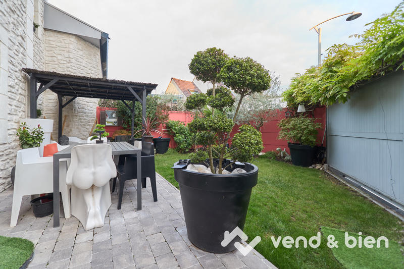 Maison - 150 m² - 6 pièces