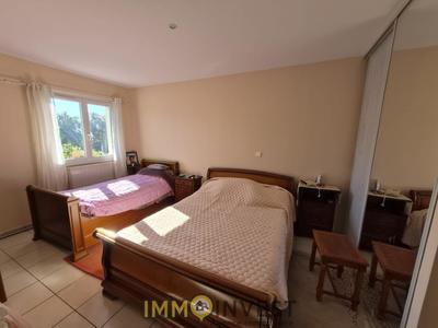 Maison - 229 m² - 10 pièces