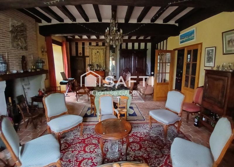 Propriété - 585 m² - 18 pièces