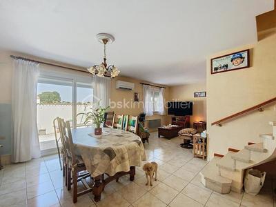 Maison traditionnelle - 92 m² - 4 pièces