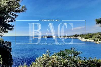 Villa - 350 m² - 7 pièces