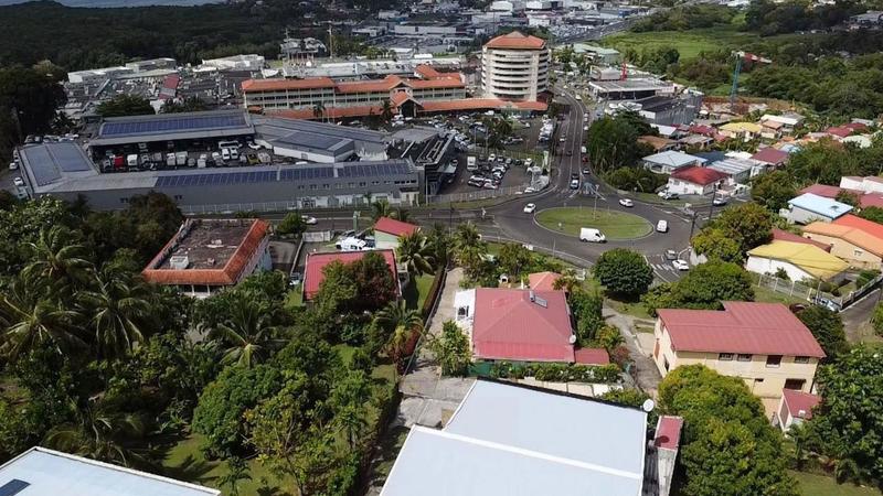 Local commercial - 115 m² - 2 pièces