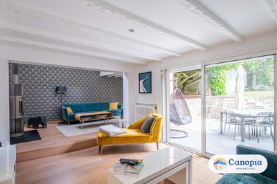 Maison contemporaine - 153 m² - 6 pièces