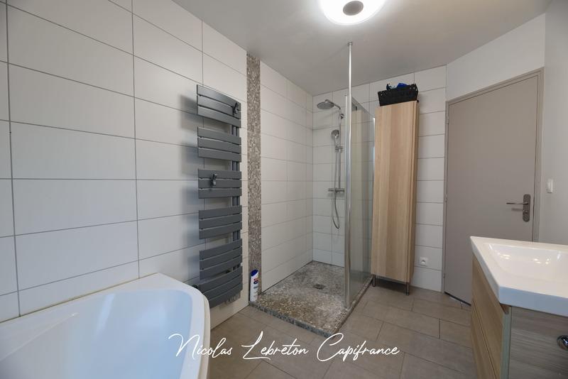 Haras - 192 m² - 5 pièces