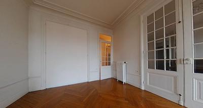 Appartement - 92 m² - 3 pièces