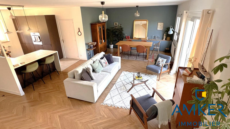 Maison traditionnelle - 146 m² - 6 pièces