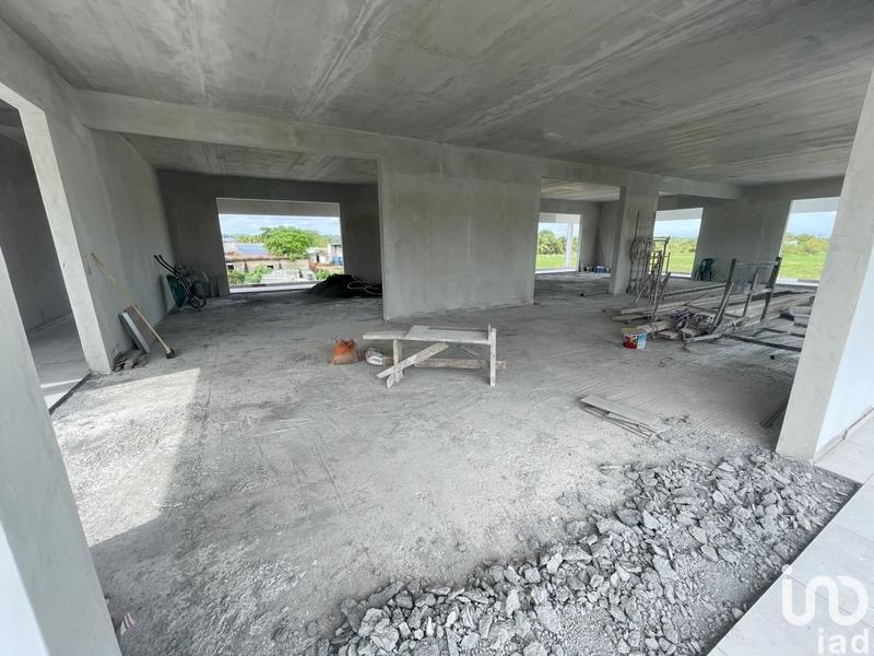 Local commercial - 204 m²