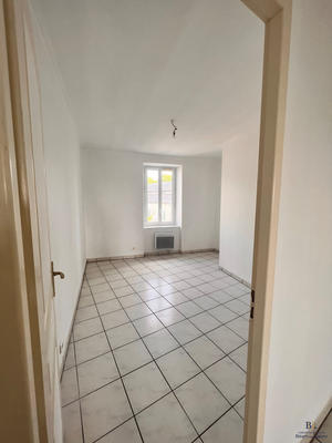 Appartement - 102 m² - 4 pièces
