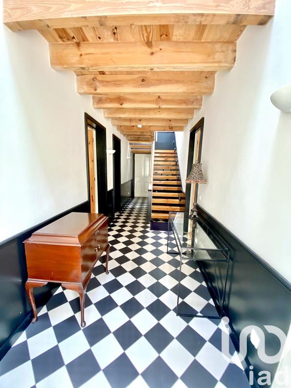 Maison - 215 m² - 7 pièces