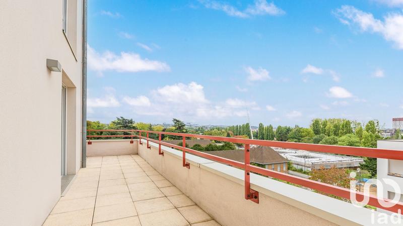 Appartement - 96 m² - 5 pièces