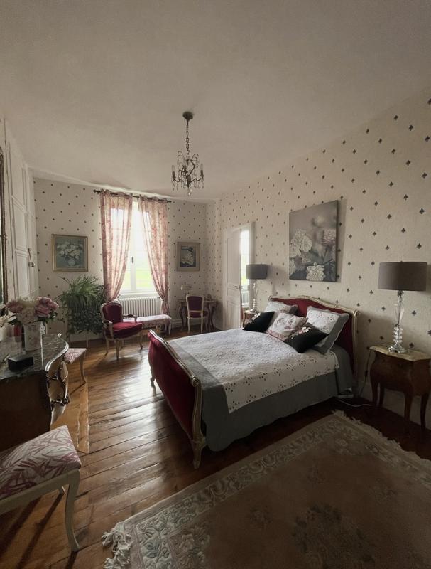 Maison - 180 m² - 6 pièces