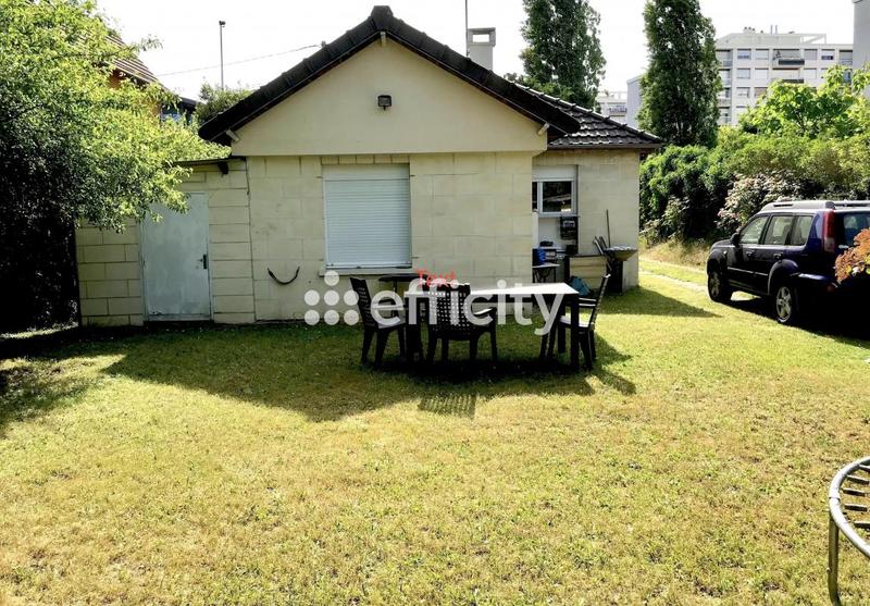 Maison - 80 m² - 5 pièces