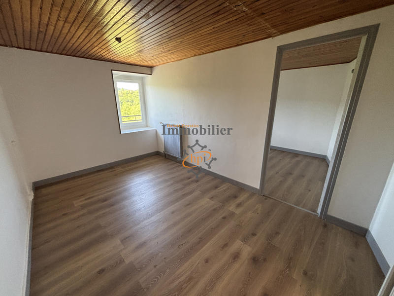 Maison - 94 m² - 5 pièces