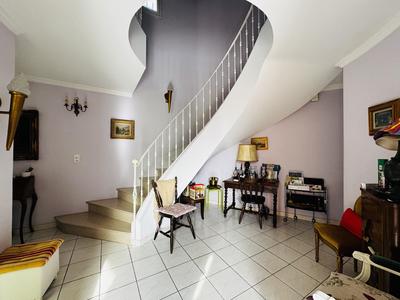 Maison - 168 m² - 5 pièces