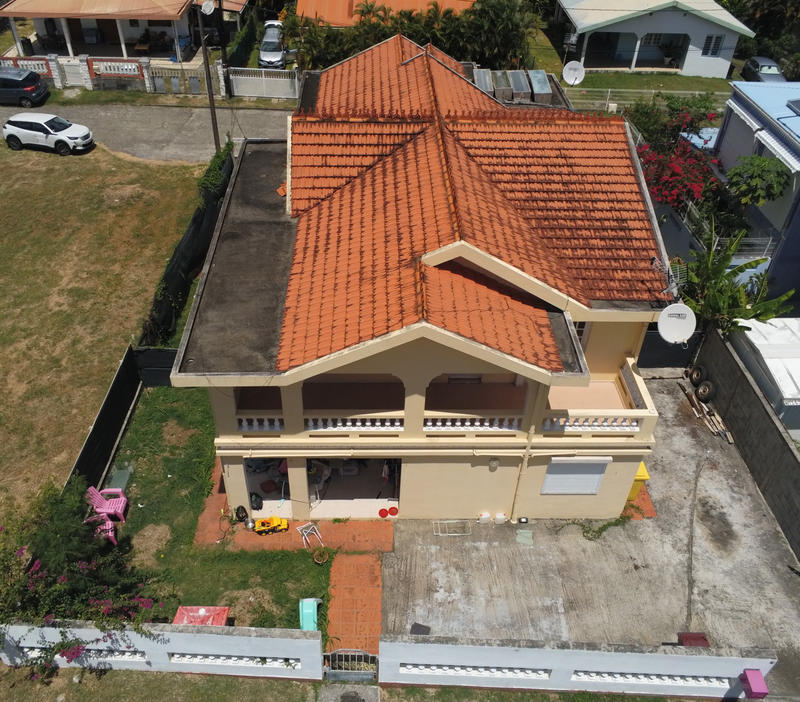 Maison - 200 m² - 10 pièces