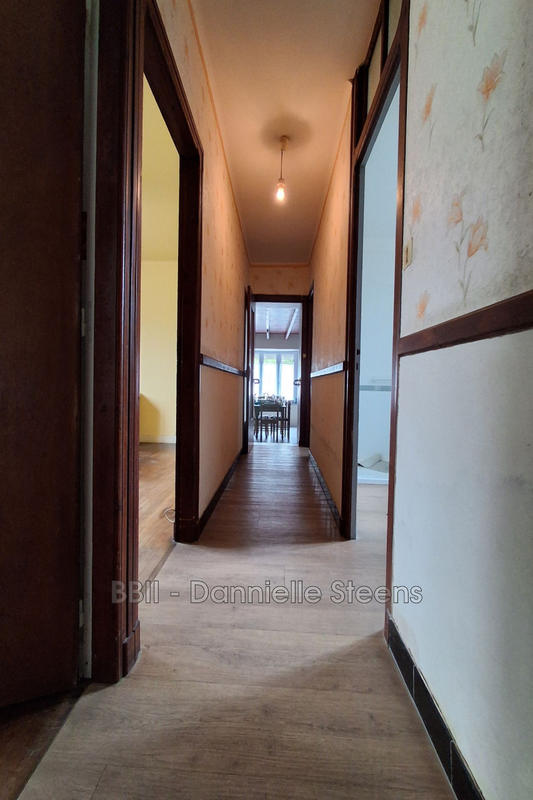 Maison - 216 m² - 10 pièces