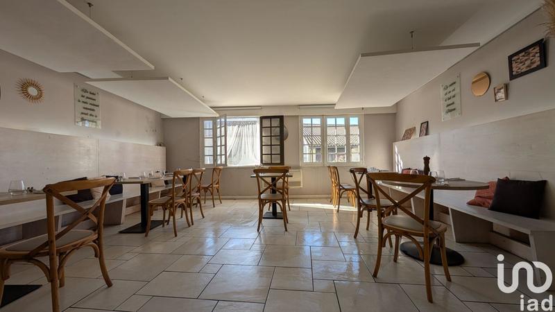 Local commercial - 204 m²