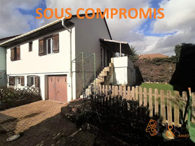 Maison - 95 m² - 6 pièces