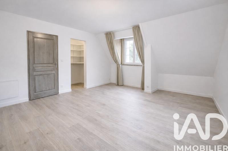 Maison de maîtres - 200 m² - 11 pièces