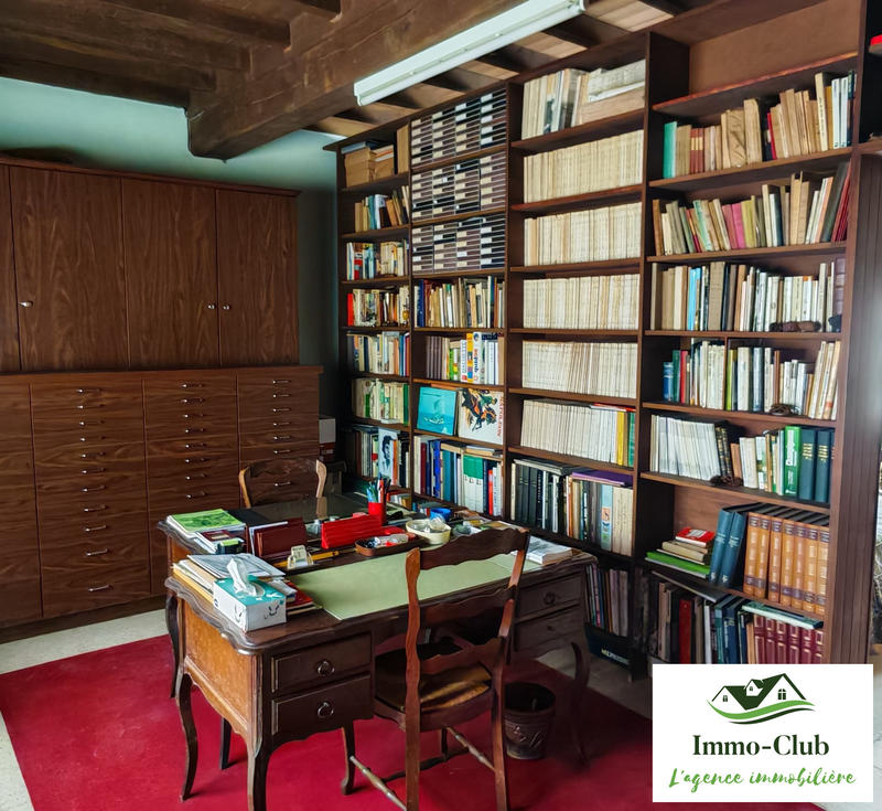 Maison - 180 m² - 8 pièces