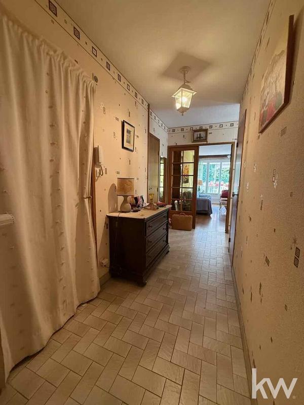 Appartement - 100 m² - 5 pièces