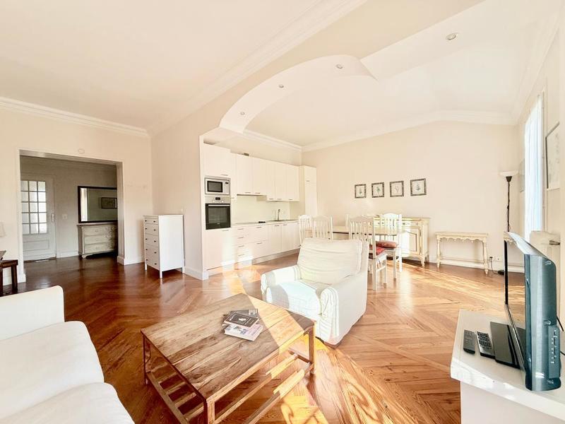 Appartement - 87 m² - 3 pièces