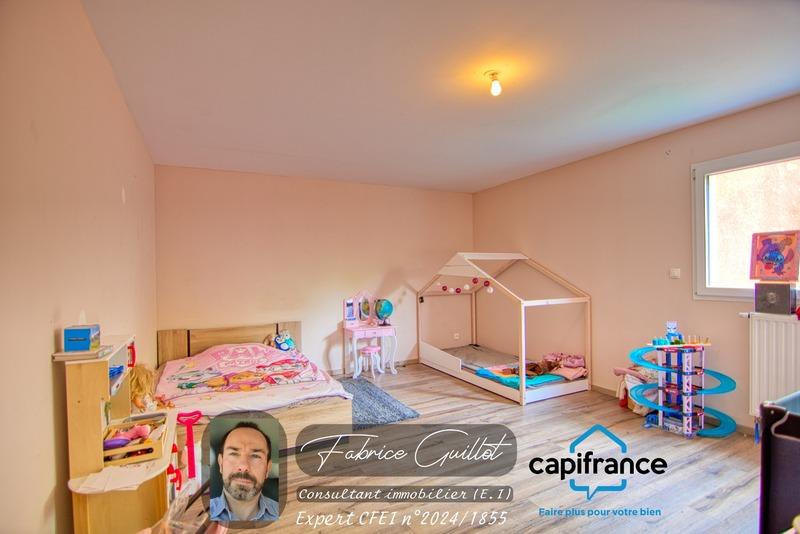 Maison - 241 m² - 7 pièces