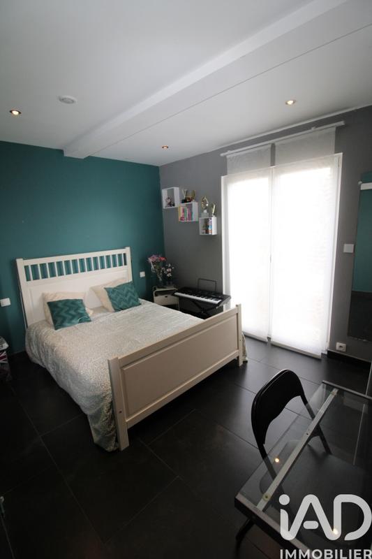 Maison - 180 m² - 7 pièces