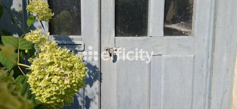 Propriété - 205 m² - 6 pièces