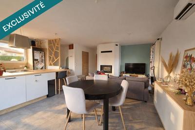 Maison - 99 m² - 5 pièces